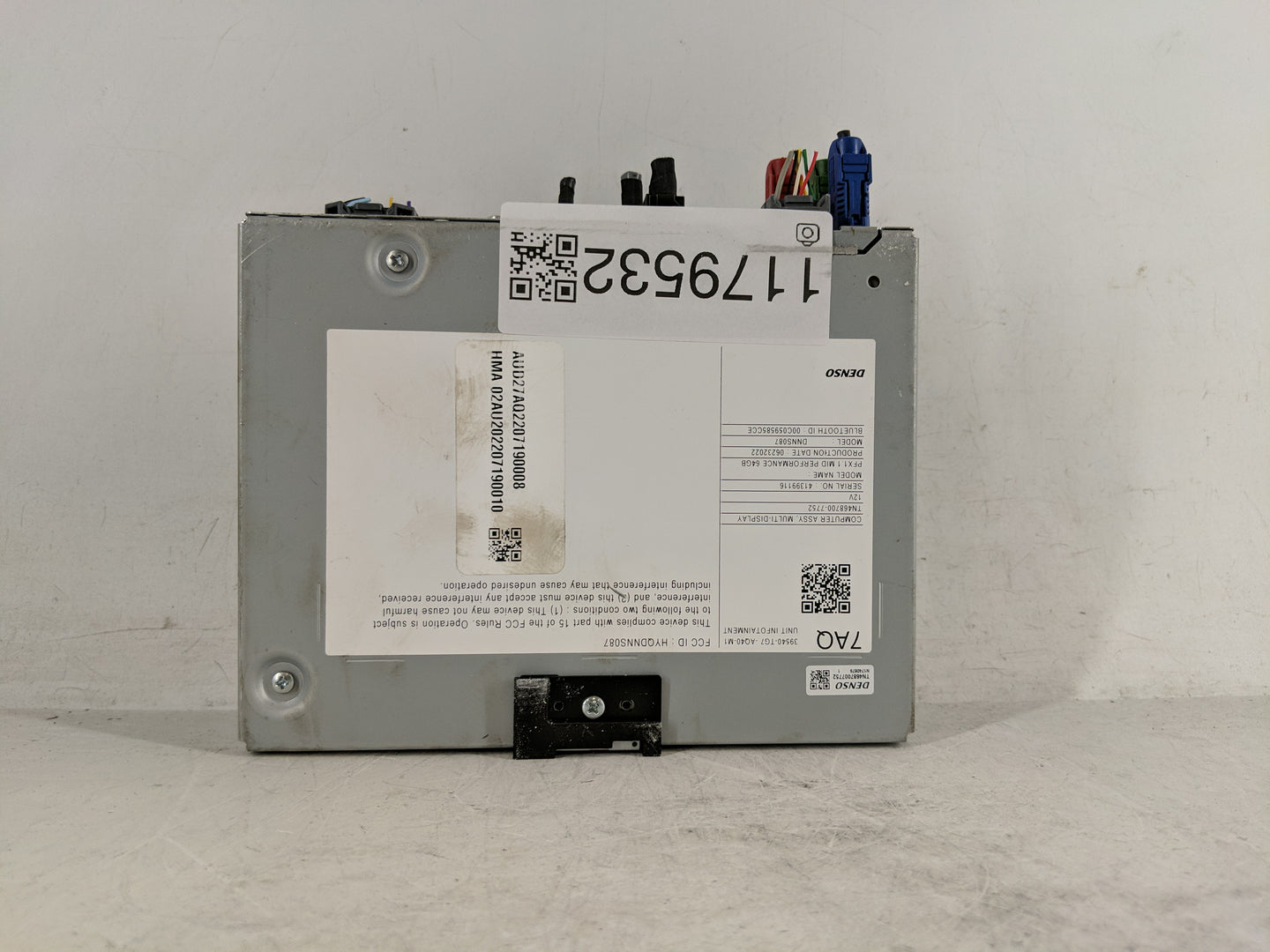 2021-2022 Honda Pilot Radio AM FM Cd Player Receiver Replacement P/N:TN468700-7752 Fits Fits 2021 2022 OEM Used Auto Parts -