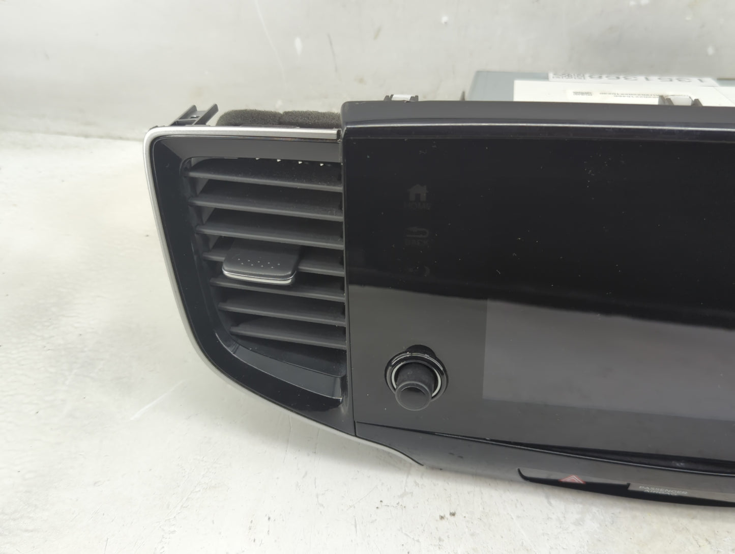 2019-2020 Honda Pilot Radio AM FM Cd Player Receiver Replacement P/N:QF6A9AO Fits Fits 2019 2020 2021 2022 OEM Used Auto Par
