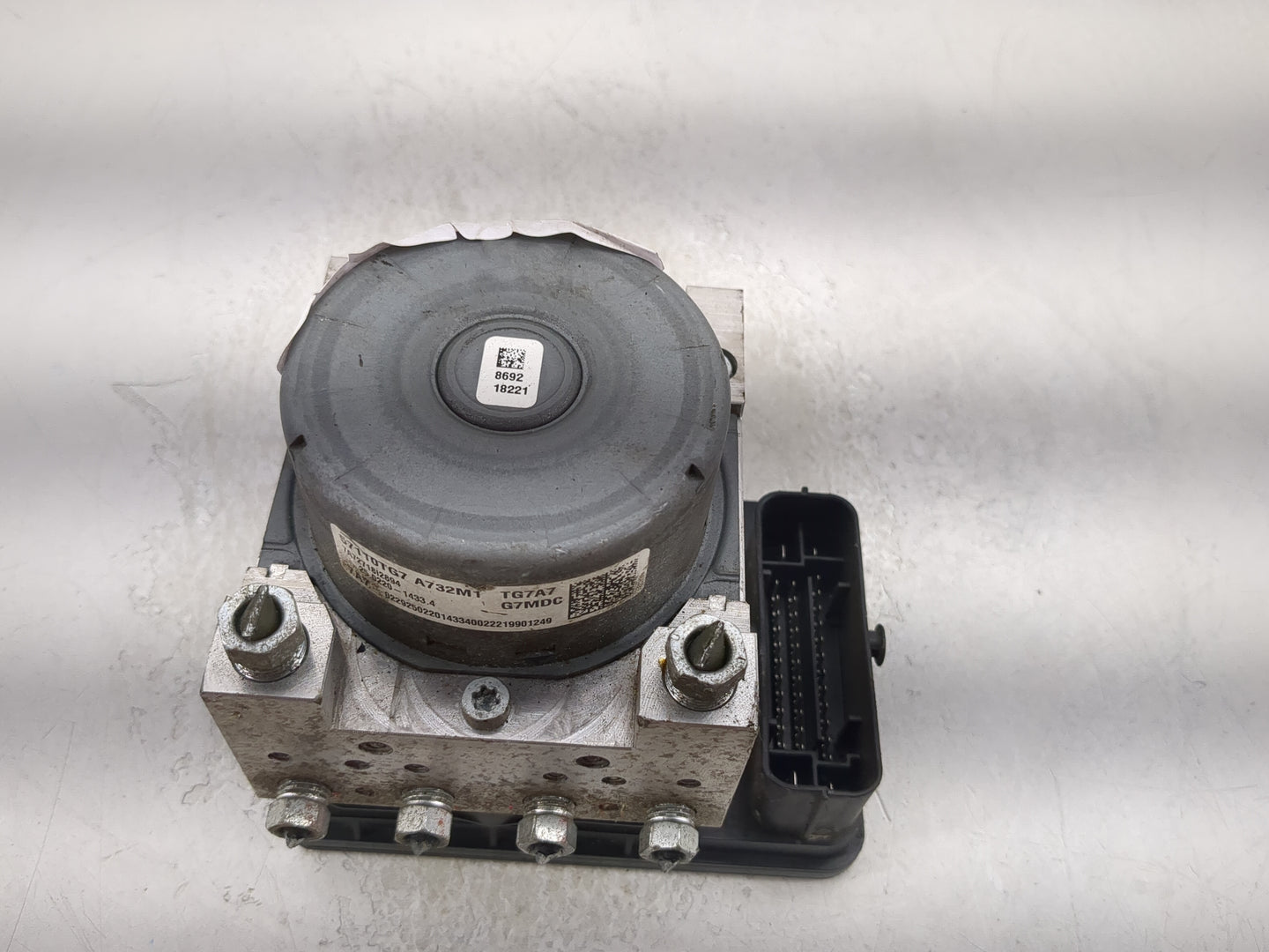 2019-2022 Honda Pilot ABS Pump Control Module Replacement P/N:57110TG7 A732M1 Fits Fits 2019 2020 2021 2022 OEM Used Auto Pa