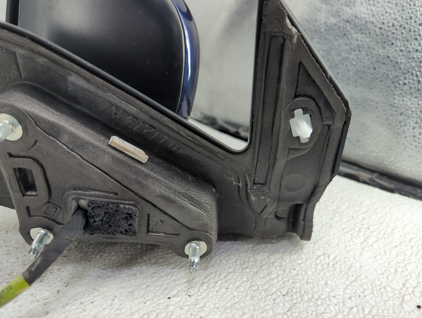 2022 Honda Pilot Driver Side View Mirror - Left Door Mirror OEM Used - Oemusedautoparts1.com