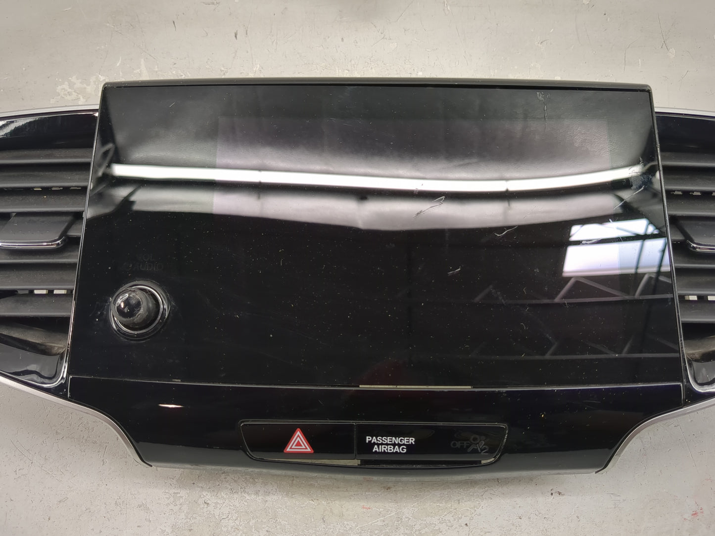 2022 Honda Pilot Information Display Screen - Oemusedautoparts1.com