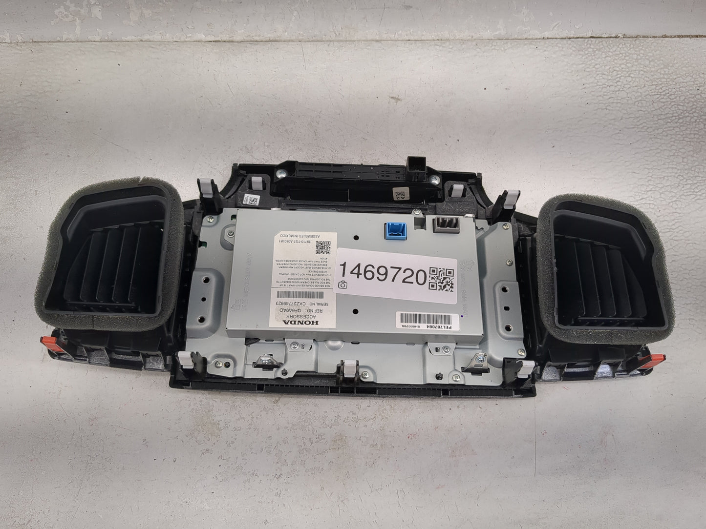 2022 Honda Pilot Information Display Screen - Oemusedautoparts1.com