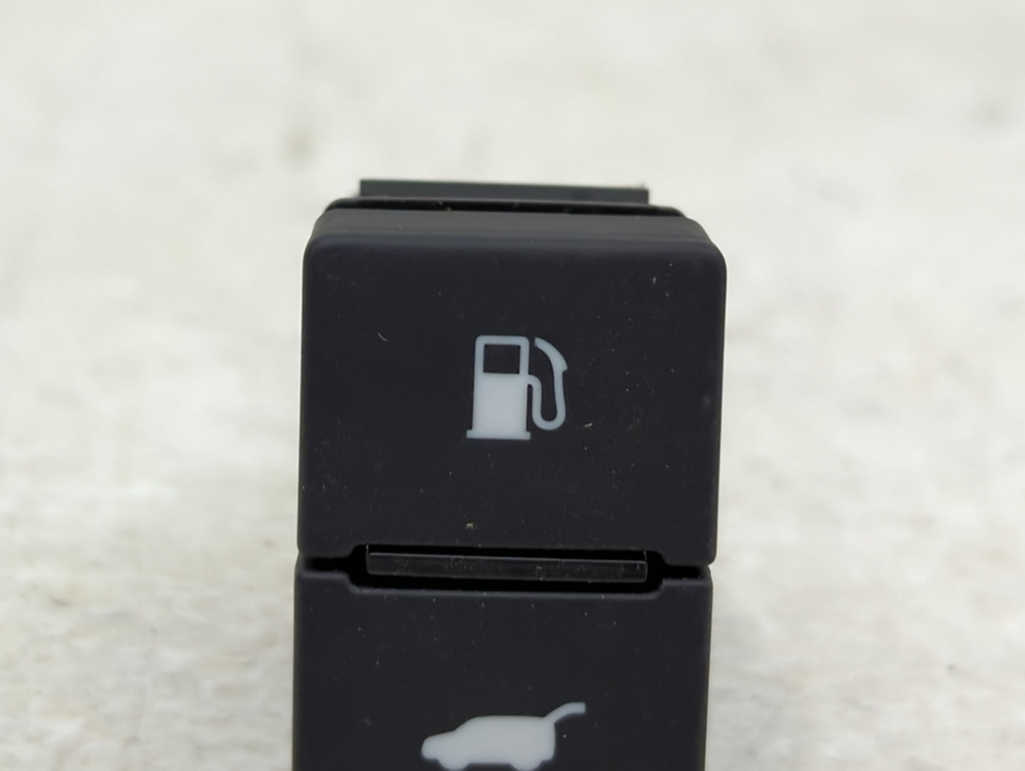 2022 Honda Pilot Fuel Tank Door Lid Gas Tank - Oemusedautoparts1.com