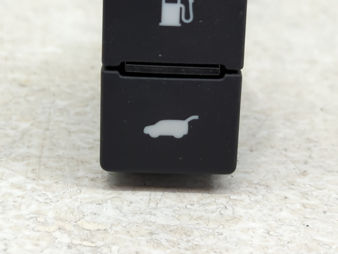 2022 Honda Pilot Fuel Tank Door Lid Gas Tank - Oemusedautoparts1.com
