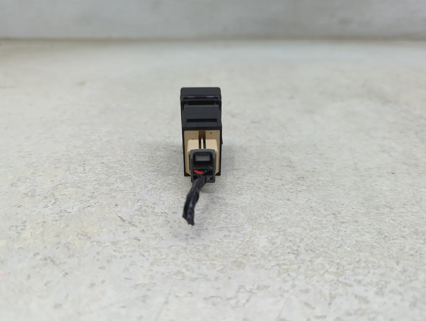 2022 Honda Pilot Fuel Tank Door Lid Gas Tank - Oemusedautoparts1.com