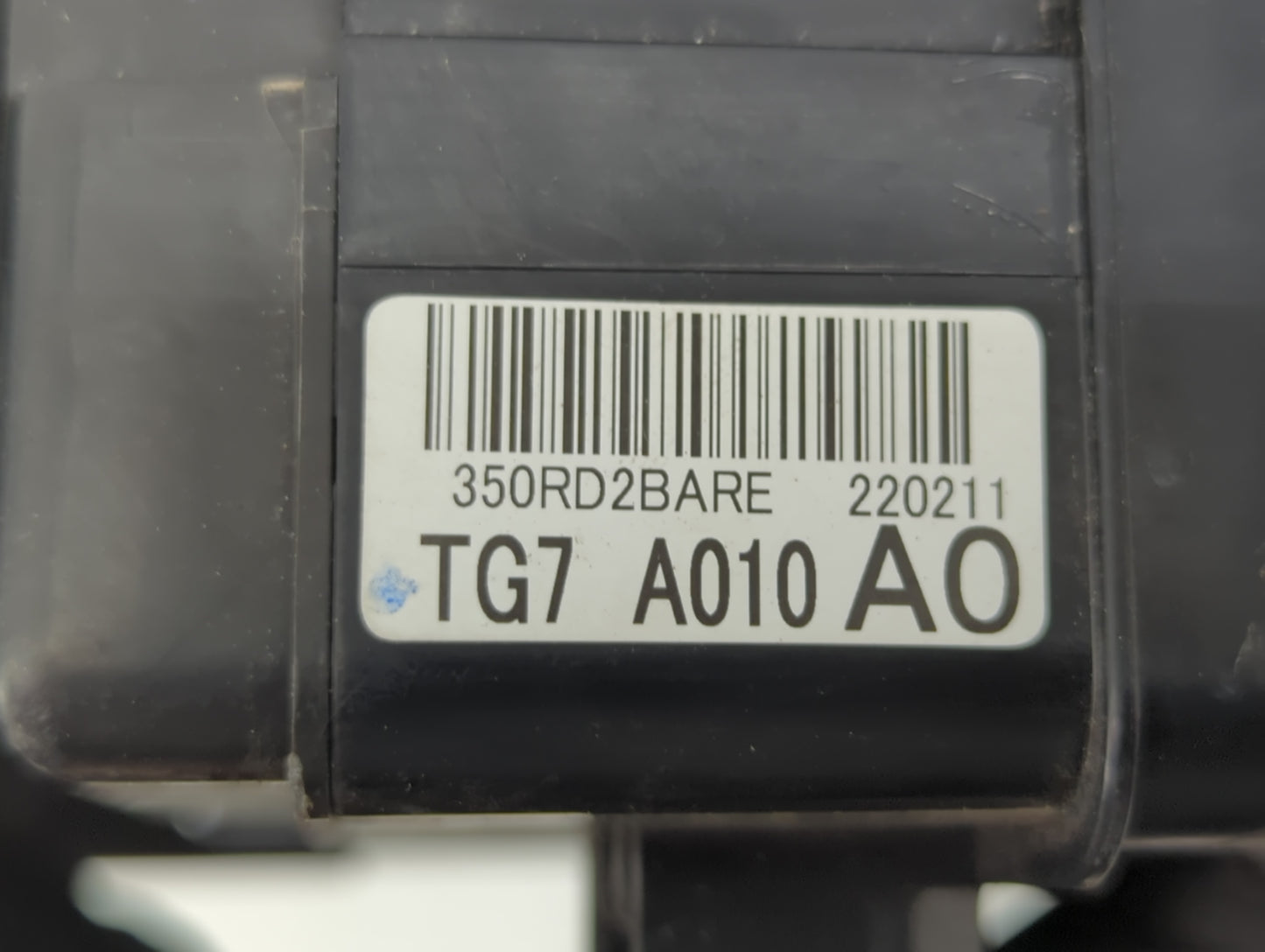 2022 Honda Pilot Fusebox Fuse Box Panel Relay Module P/N:350RD2BARE
220211
TG7 A010 A0 Fits OEM Used Auto Parts - Oemusedaut