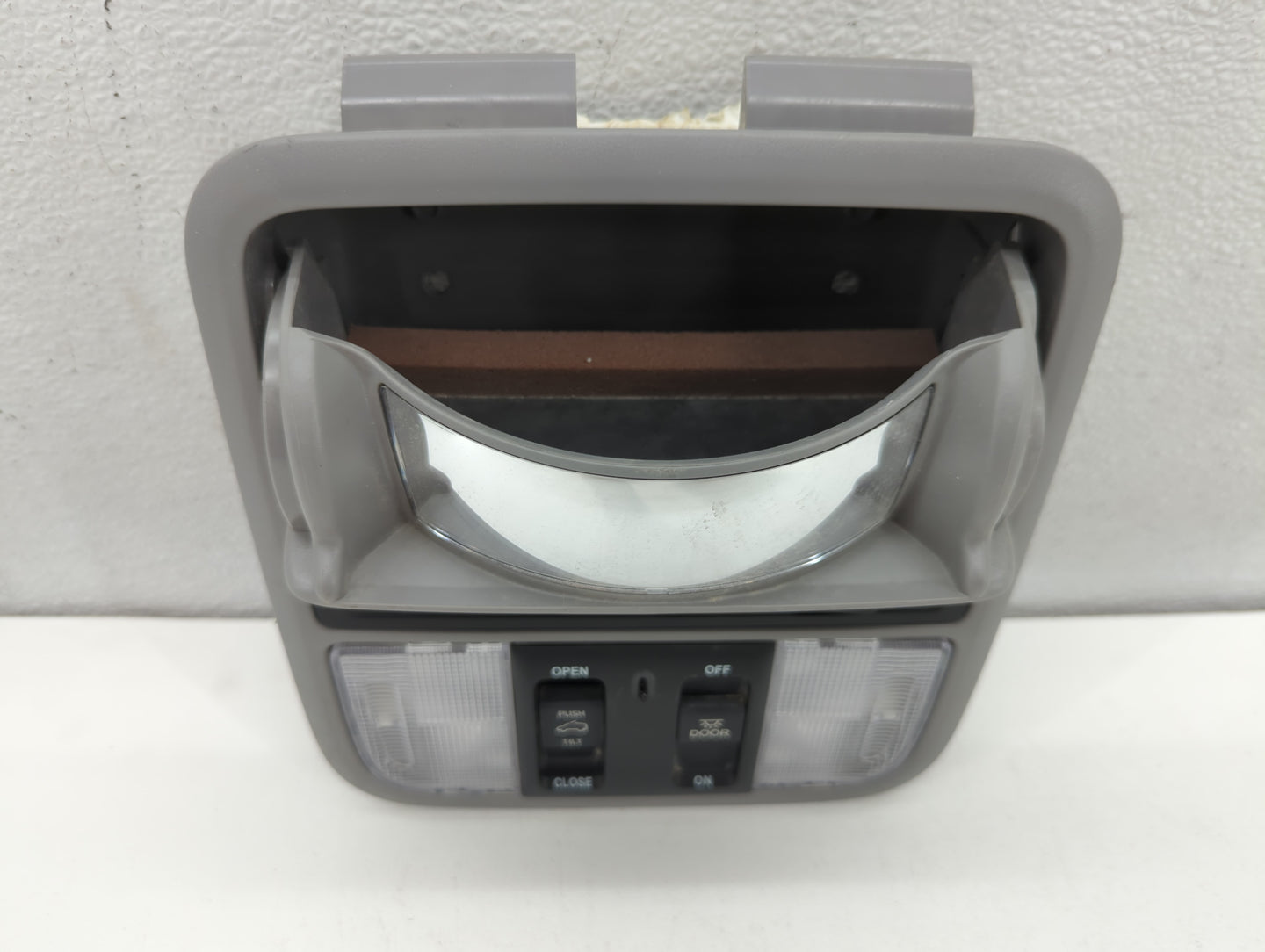 2016-2022 Honda Pilot Overhead Roof Console 690516 - Oemusedautoparts1.com