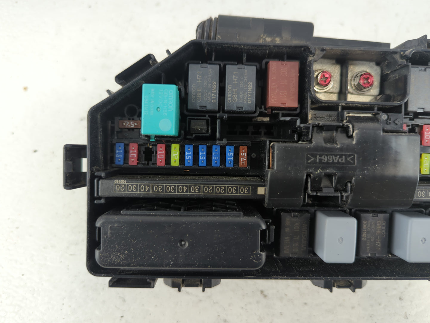 2021-2022 Honda Pilot Fusebox Fuse Box Panel Relay Module P/N:350RD29Q2M 211030 TG7 A010 A0 Fits Fits 2021 2022 OEM Used Aut