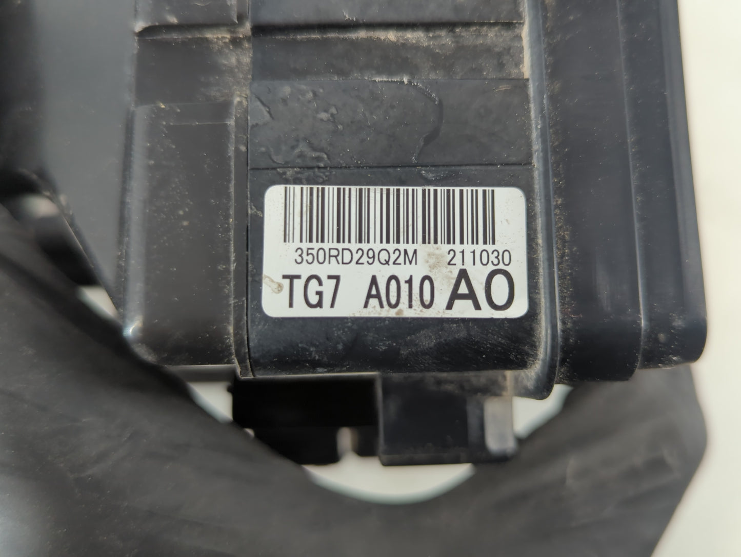 2021-2022 Honda Pilot Fusebox Fuse Box Panel Relay Module P/N:350RD29Q2M 211030 TG7 A010 A0 Fits Fits 2021 2022 OEM Used Aut
