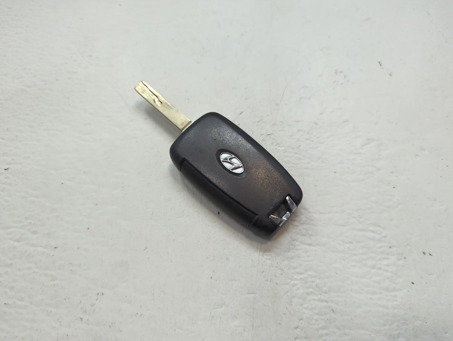 Hyundai Accent Keyless Entry Remote Fob NYOSYEC4TX1707 95430-J0800 4 buttons - Oemusedautoparts1.com