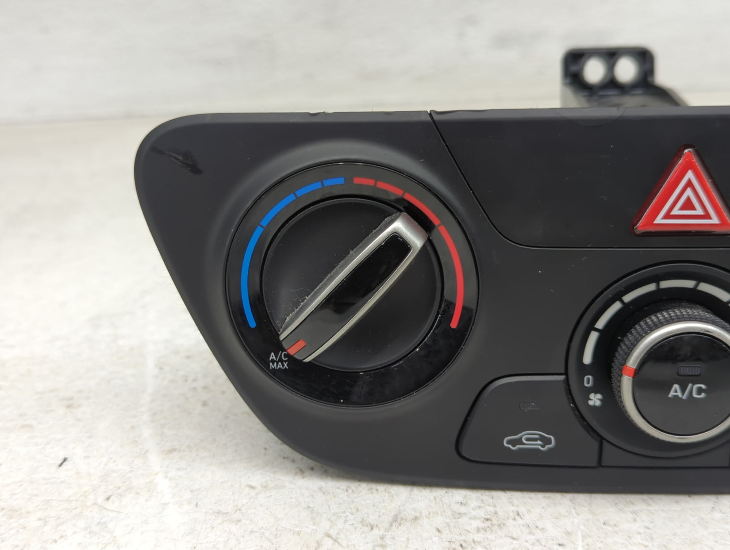 2018-2022 Hyundai Accent Climate Control Module Temperature AC/Heater Replacement P/N:Q029J00M 97250J0001RDR Fits OEM Used A