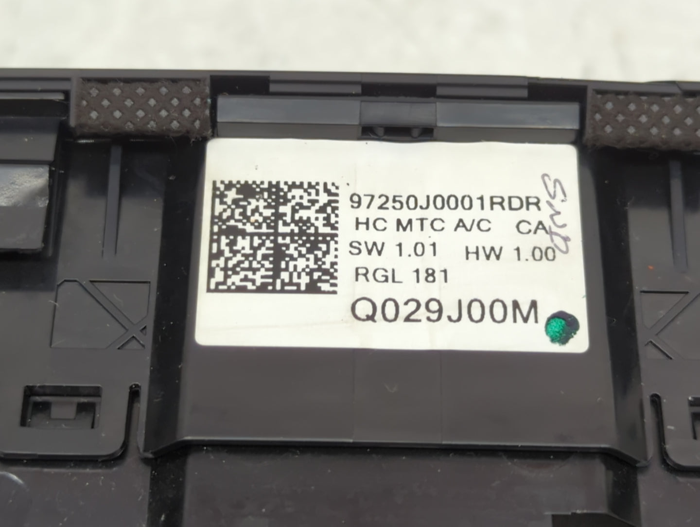 2018-2022 Hyundai Accent Climate Control Module Temperature AC/Heater Replacement P/N:Q029J00M 97250J0001RDR Fits OEM Used A