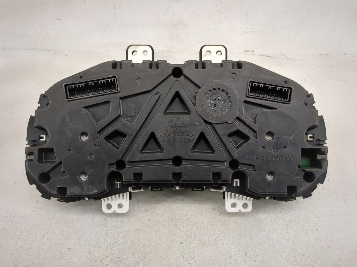 2019-2022 Hyundai Accent Instrument Cluster Speedometer Gauges P/N:94001-J0160 P940J160 Miles: Fits Fits 2019 2020 2021 2022