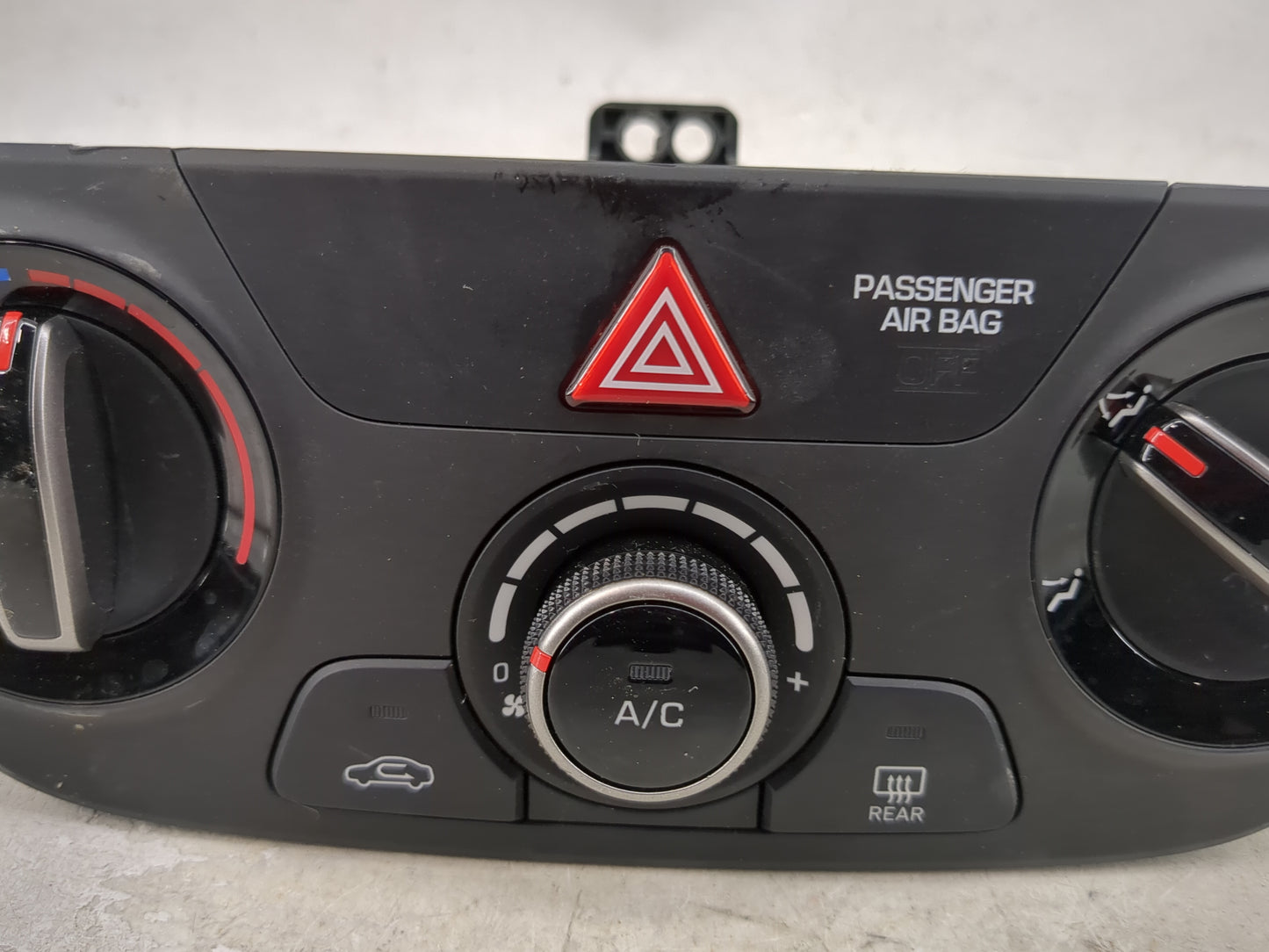 2018-2022 Hyundai Accent Climate Control Module Temperature AC/Heater Replacement P/N:97250J0001RDR Q029J00M Fits OEM Used A