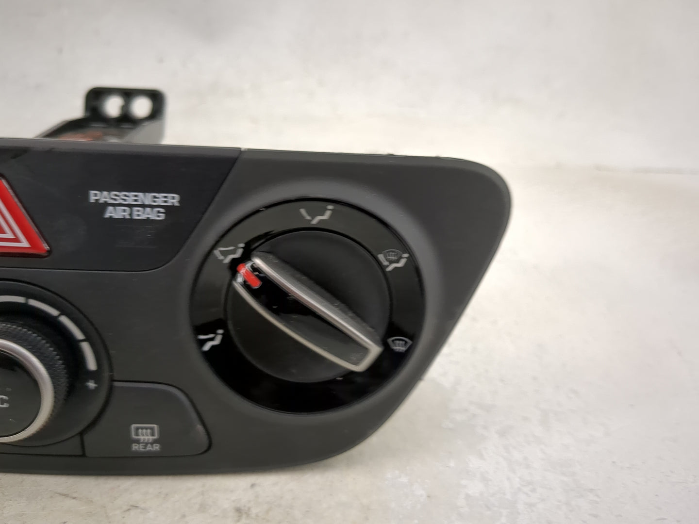2018-2022 Hyundai Accent Climate Control Module Temperature AC/Heater Replacement P/N:97250J0001RDR Q029J00M Fits OEM Used A