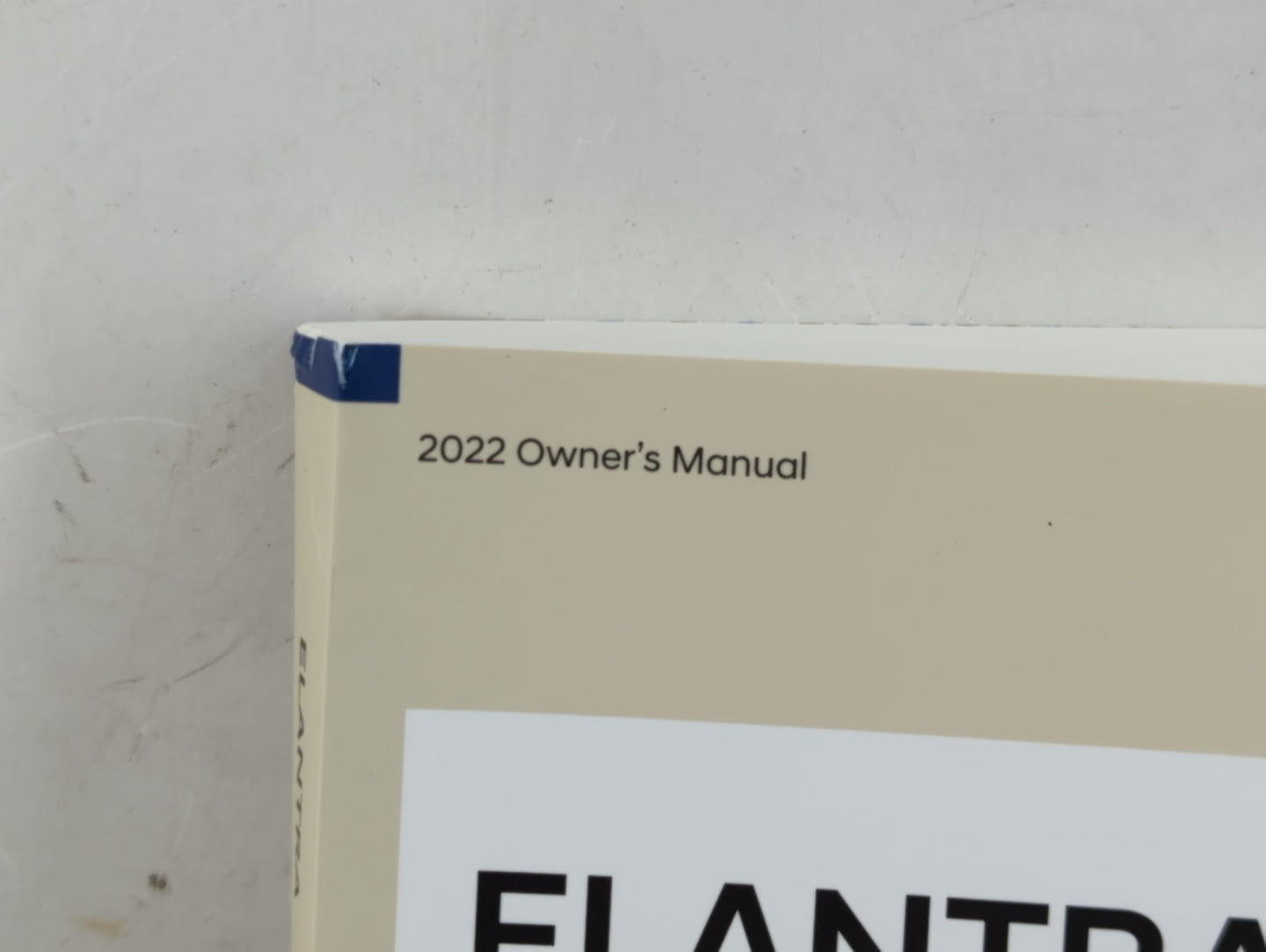 2022 Hyundai Elantra Owners Manual Book Guide P/N:NOAO-EU23I OEM Used Auto Parts - Oemusedautoparts1.com