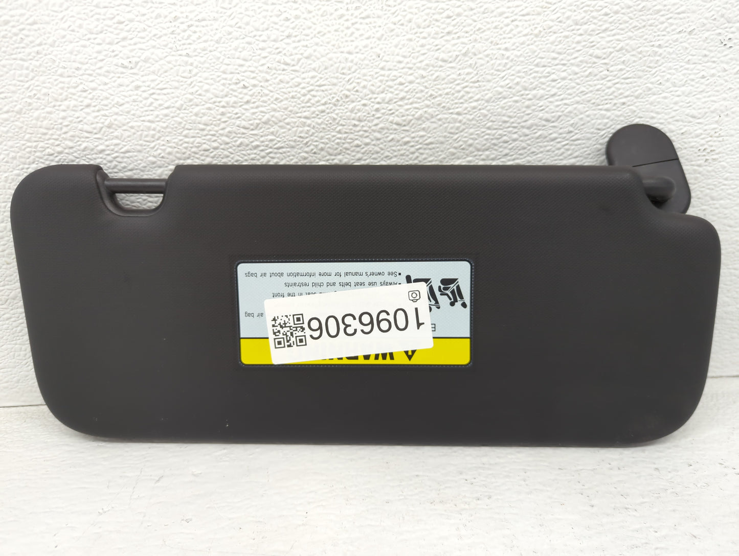 2021-2022 Hyundai Elantra Sun Visor Shade Replacement Passenger Right Mirror Fits Fits 2021 2022 OEM Used Auto Parts - Oemus