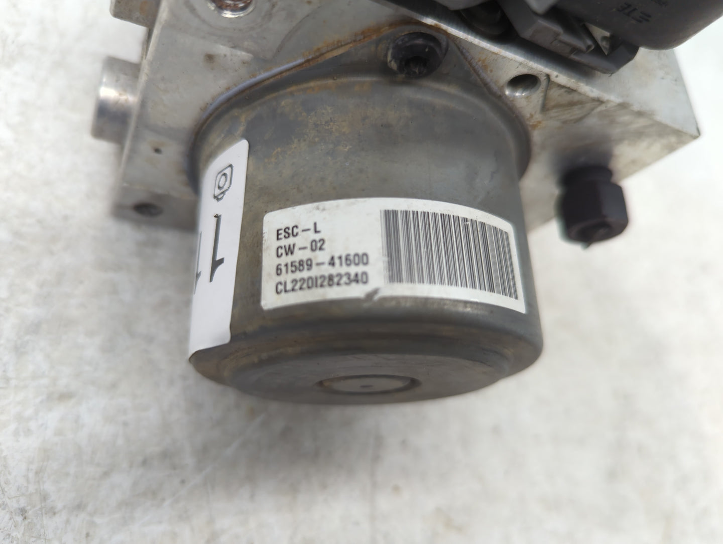 2021-2022 Hyundai Elantra ABS Pump Control Module Replacement P/N:61589-41600 58900-AA500 Fits Fits 2021 2022 OEM Used Auto 