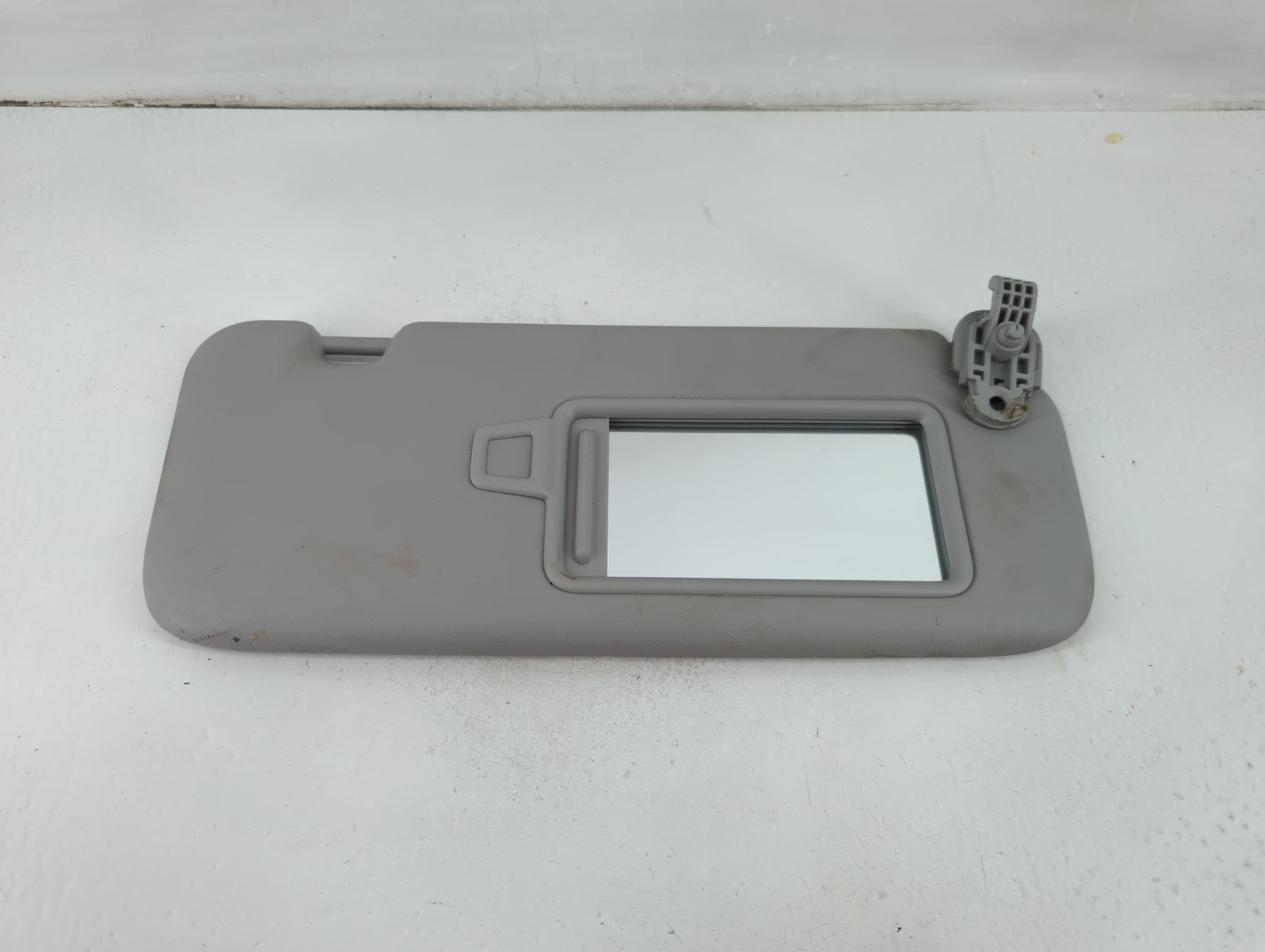 2021-2022 Hyundai Elantra Sun Visor Shade Replacement Passenger Right Mirror Fits Fits 2021 2022 OEM Used Auto Parts - Oemus