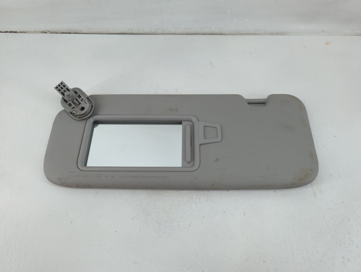 2021-2022 Hyundai Elantra Sun Visor Shade Replacement Driver Left Mirror Fits Fits 2021 2022 OEM Used Auto Parts - Oemusedau
