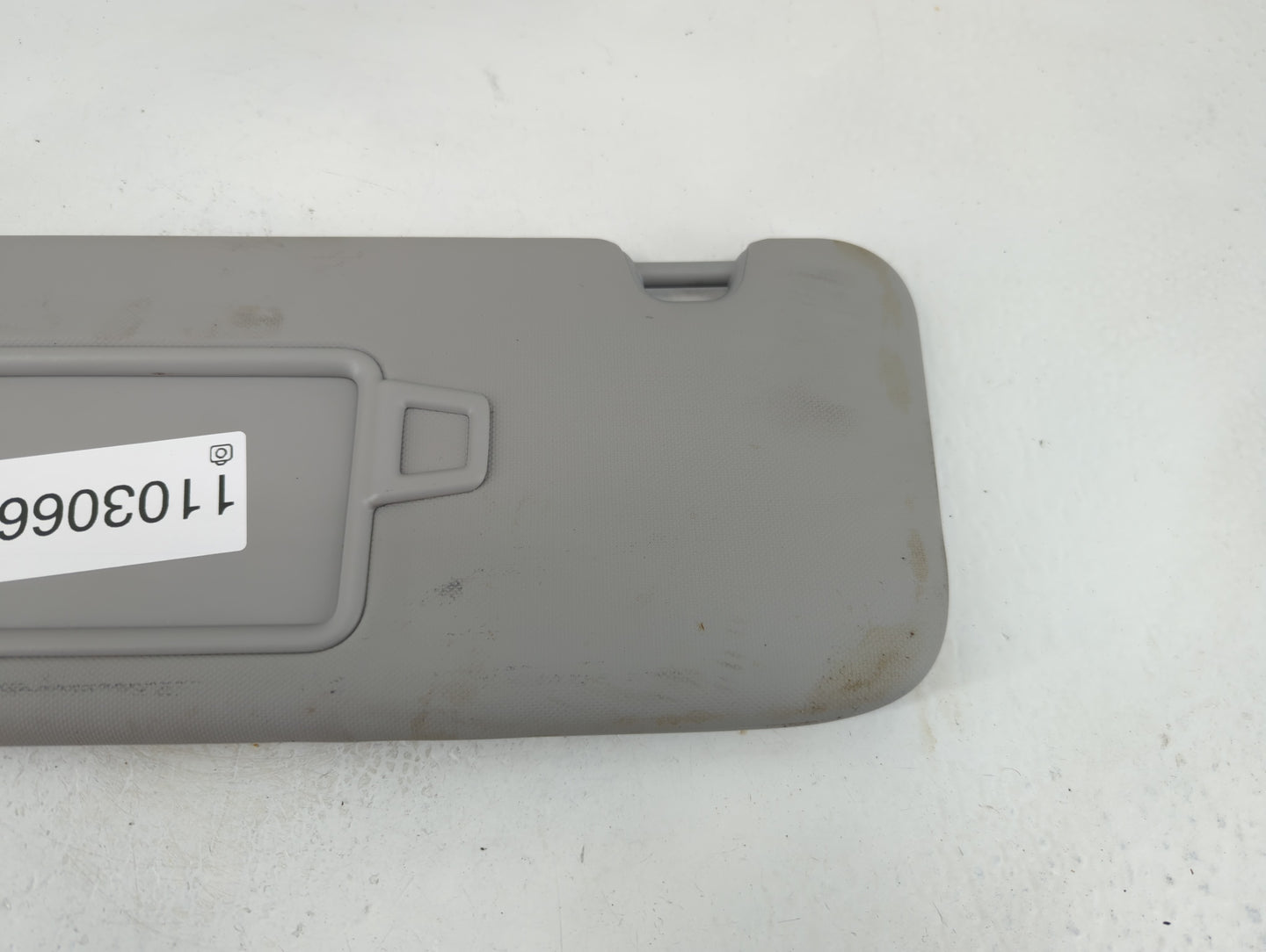 2021-2022 Hyundai Elantra Sun Visor Shade Replacement Driver Left Mirror Fits Fits 2021 2022 OEM Used Auto Parts - Oemusedau