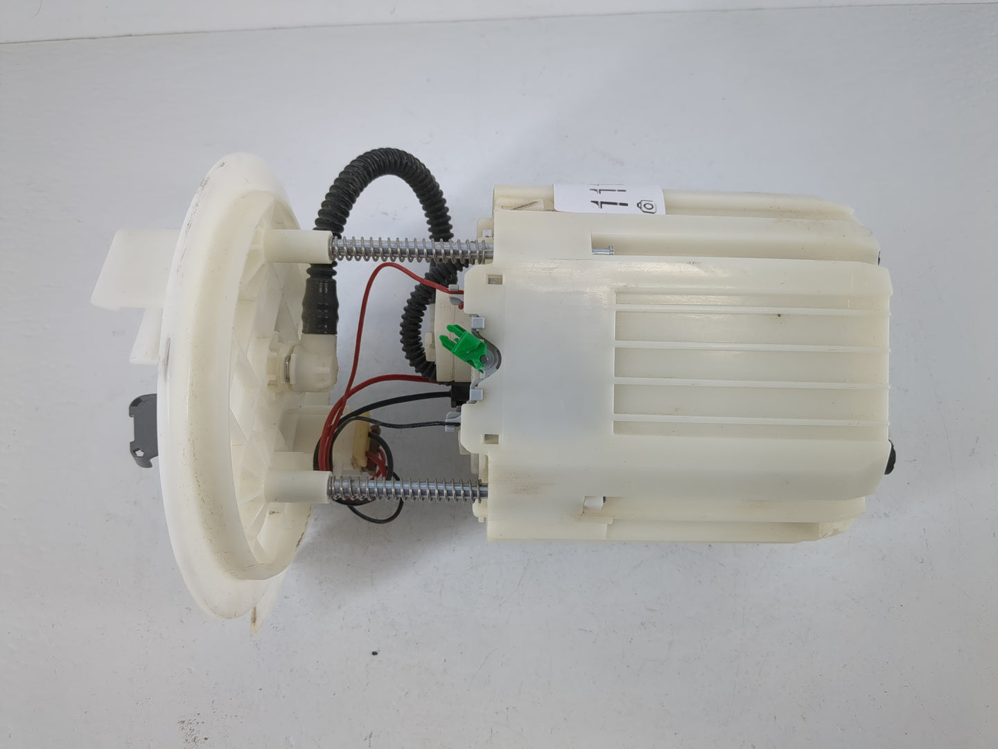 2021-2022 Hyundai Elantra Electrical Gas Fuel Pump Assembly - Oemusedautoparts1.com