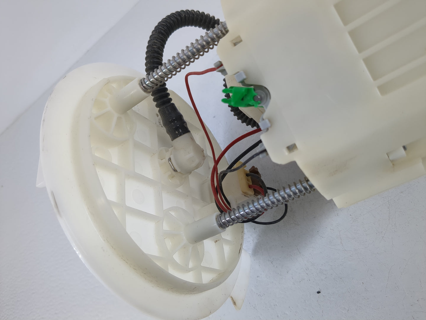 2021-2022 Hyundai Elantra Electrical Gas Fuel Pump Assembly - Oemusedautoparts1.com