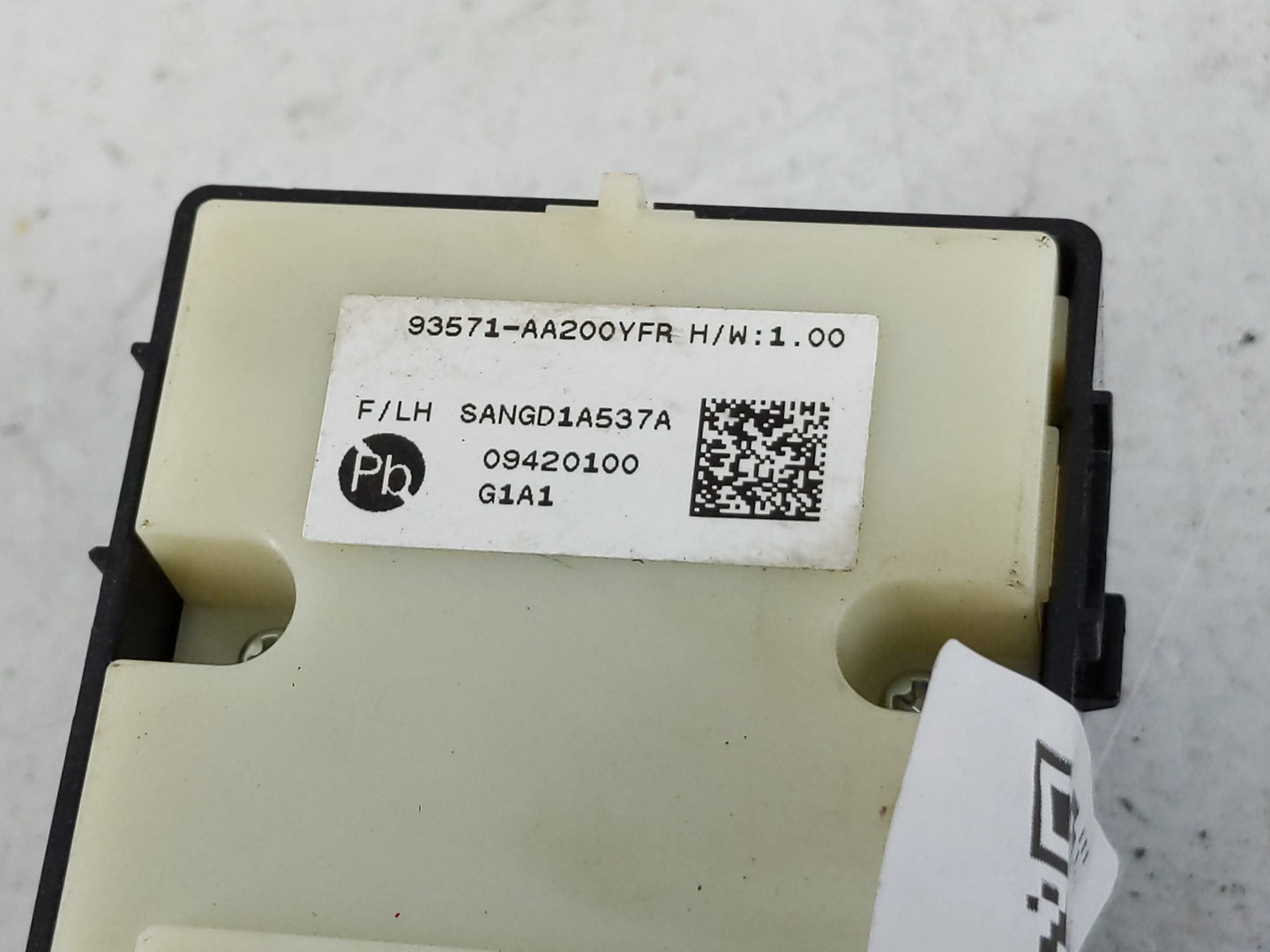 2021-2022 Hyundai Elantra Master Power Window Switch Replacement Driver Side Left P/N:93571-AA200YFR Fits Fits 2021 2022 OEM