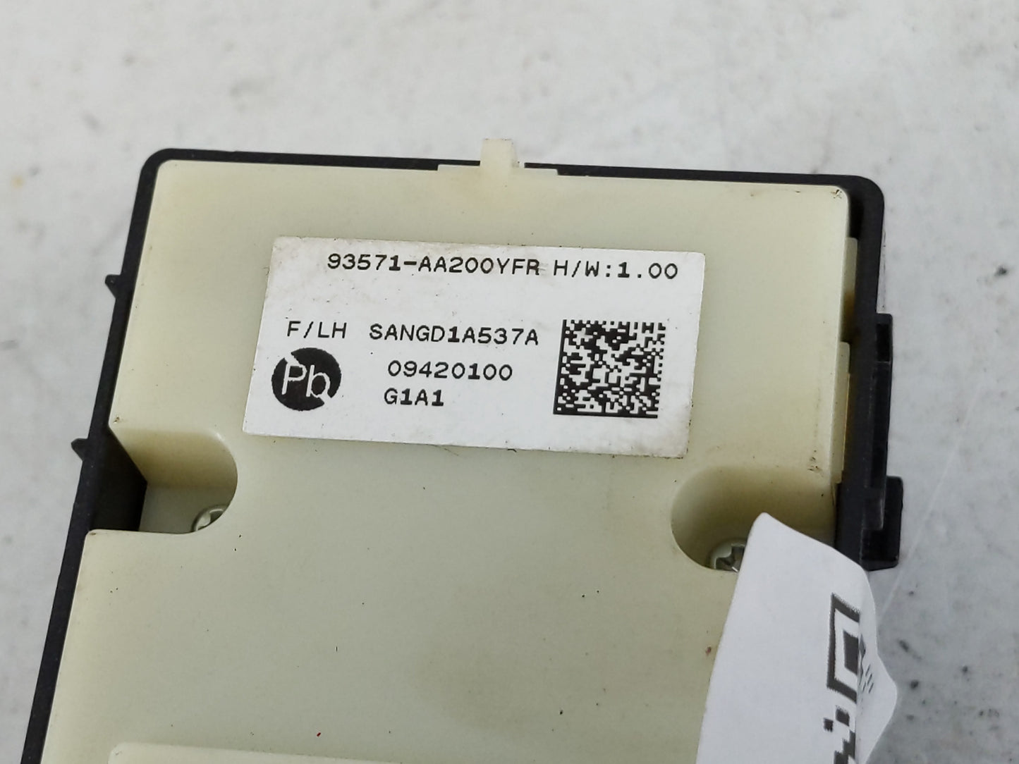 2021-2022 Hyundai Elantra Master Power Window Switch Replacement Driver Side Left P/N:93571-AA200YFR Fits Fits 2021 2022 OEM