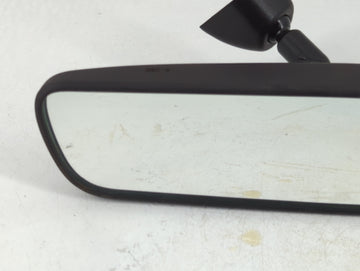 2021-2022 Hyundai Elantra Interior Rear View Mirror Replacement OEM P/N:IE13049896 Fits Fits 2020 2021 2022 2023 OEM Used Auto Parts