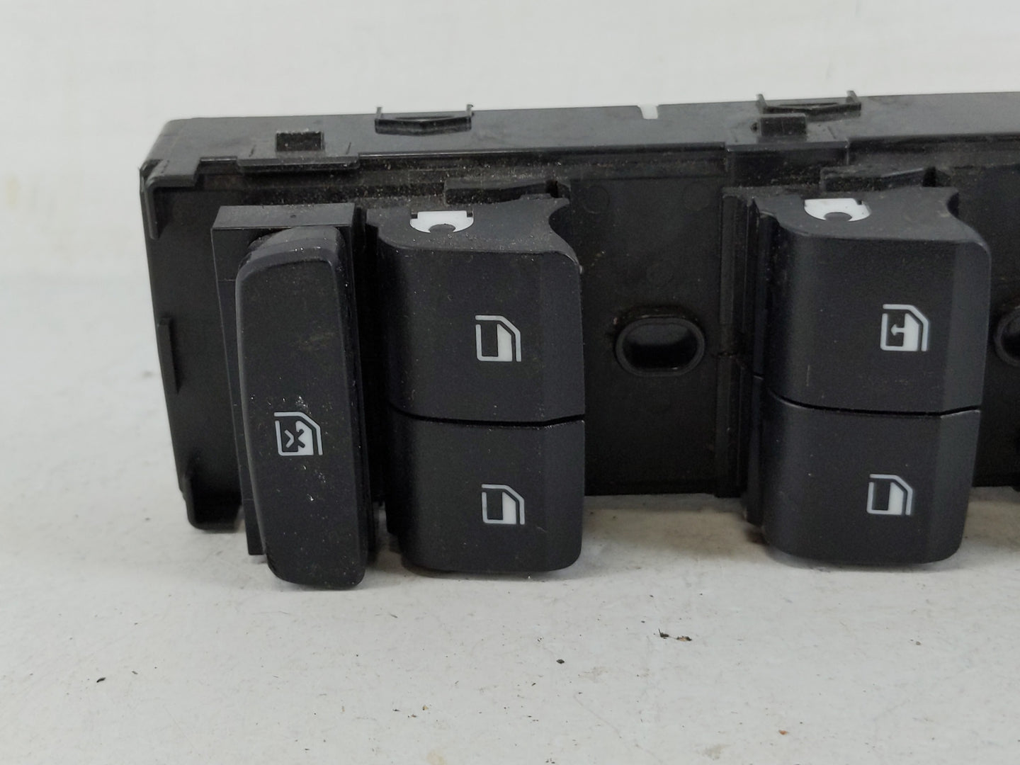 2021-2022 Hyundai Elantra Master Power Window Switch Replacement Driver Side Left P/N:93571-AA1004X 02721287 Fits Fits 2021 