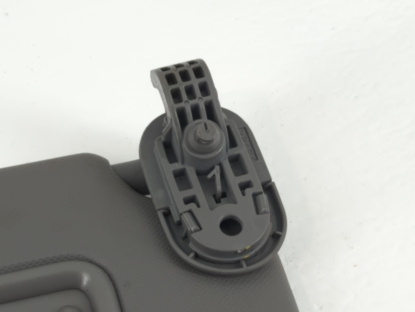 2021-2022 Hyundai Elantra Sun Visor Shade Replacement Passenger Right Mirror Fits Fits 2021 2022 OEM Used Auto Parts - Oemus