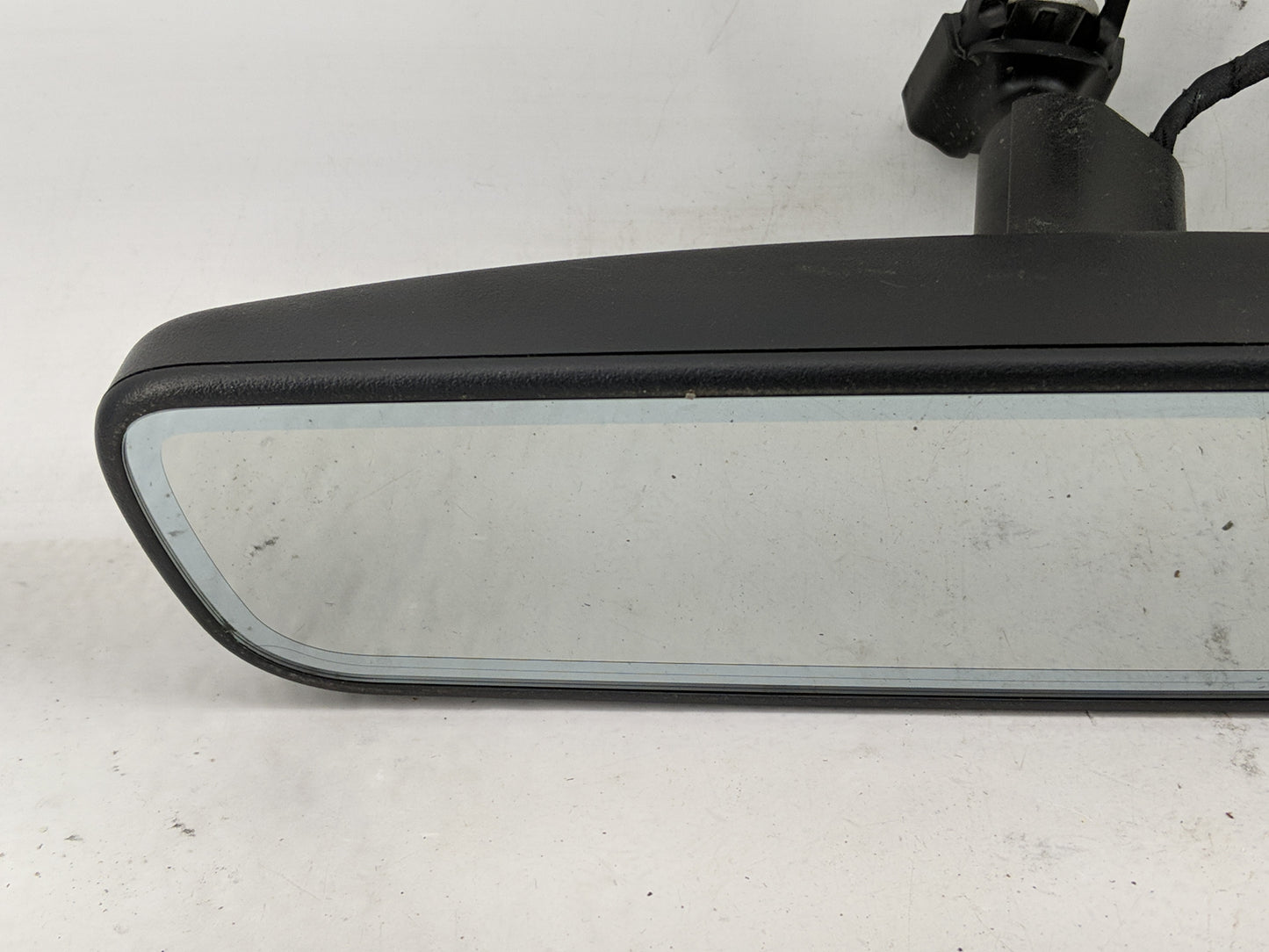2021-2022 Hyundai Elantra Interior Rear View Mirror Replacement OEM P/N:E11048835 Fits Fits 2020 2021 2022 2023 OEM Used Aut