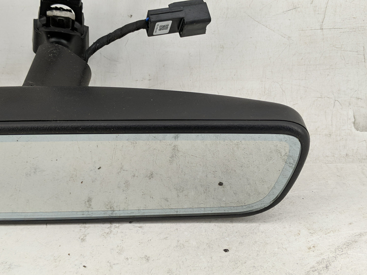 2021-2022 Hyundai Elantra Interior Rear View Mirror Replacement OEM P/N:E11048835 Fits Fits 2020 2021 2022 2023 OEM Used Aut
