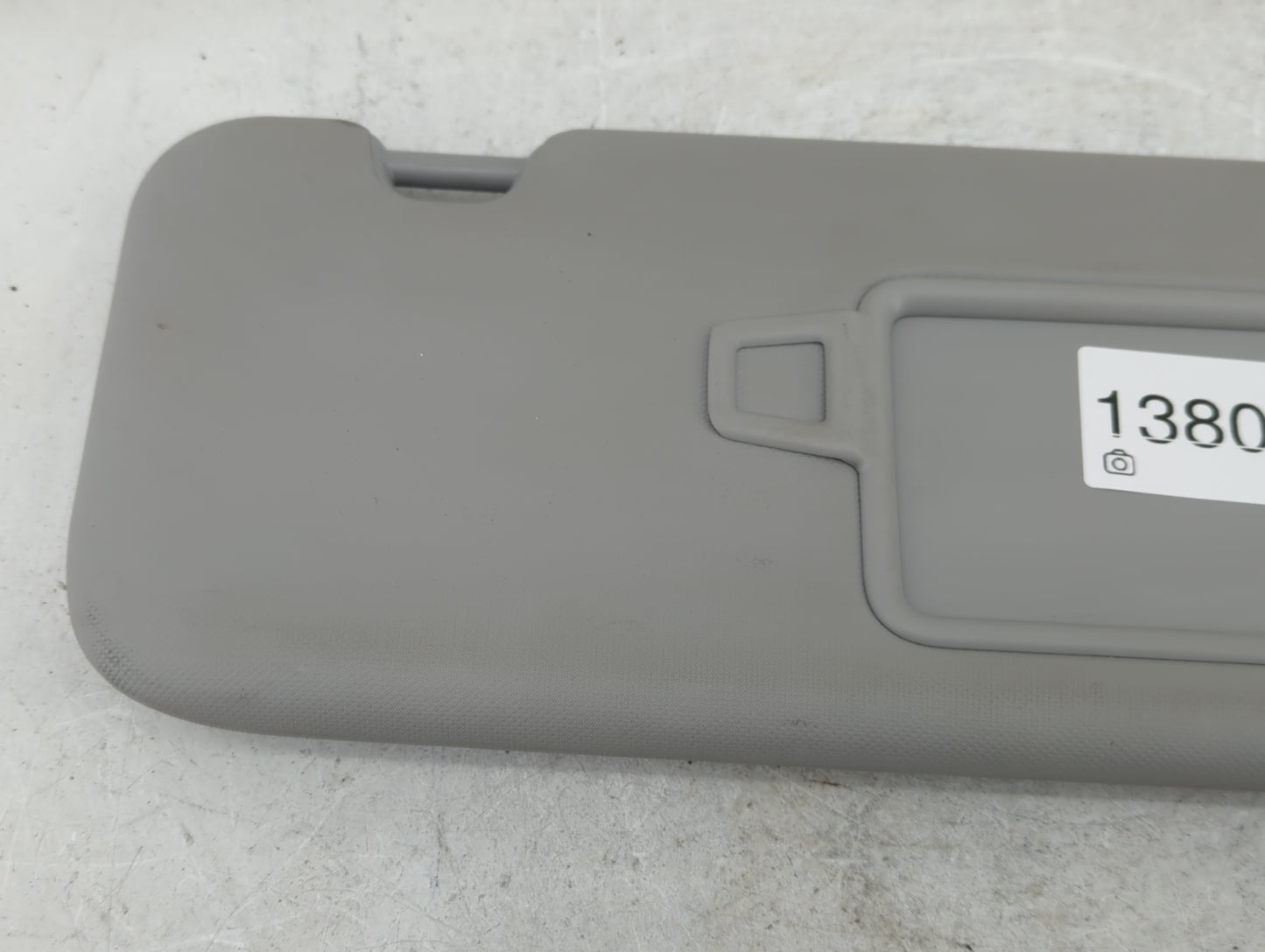 2021-2022 Hyundai Elantra Sun Visor Shade Replacement Passenger Right Mirror Fits Fits 2021 2022 OEM Used Auto Parts - Oemus