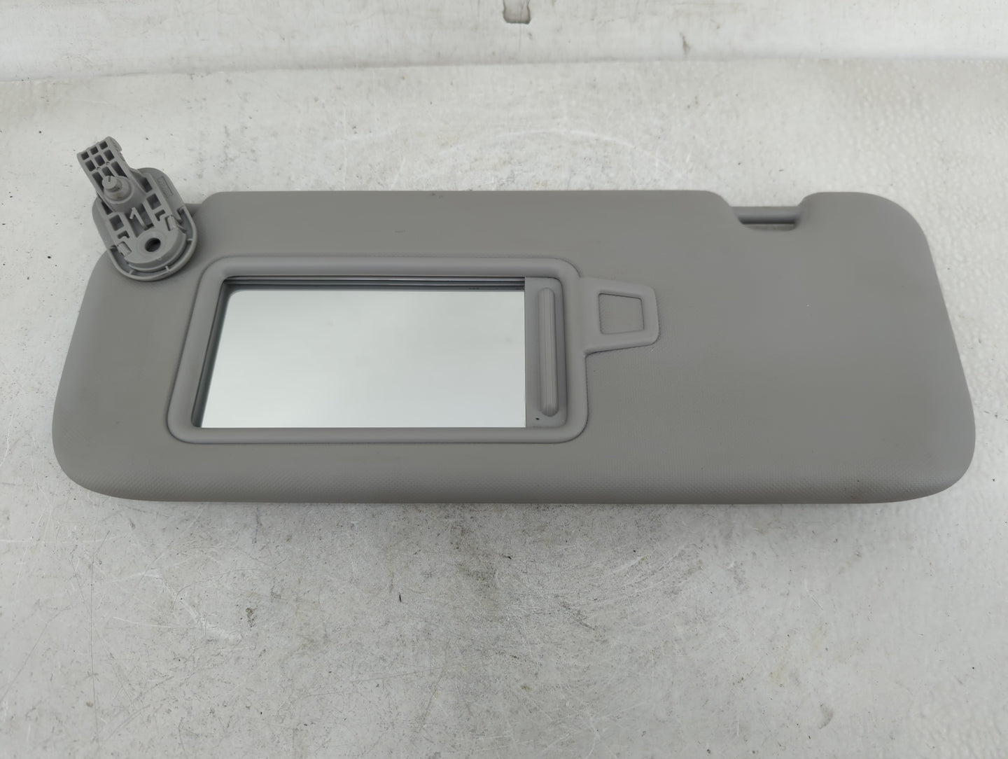 2021-2022 Hyundai Elantra Sun Visor Shade Replacement Driver Left Mirror Fits Fits 2021 2022 OEM Used Auto Parts - Oemusedau