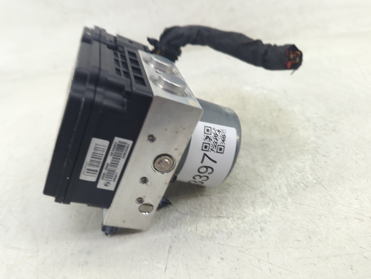 2021-2022 Hyundai Elantra ABS Pump Control Module Replacement P/N:61589-43200 58900-AA800 Fits Fits 2021 2022 OEM Used Auto 