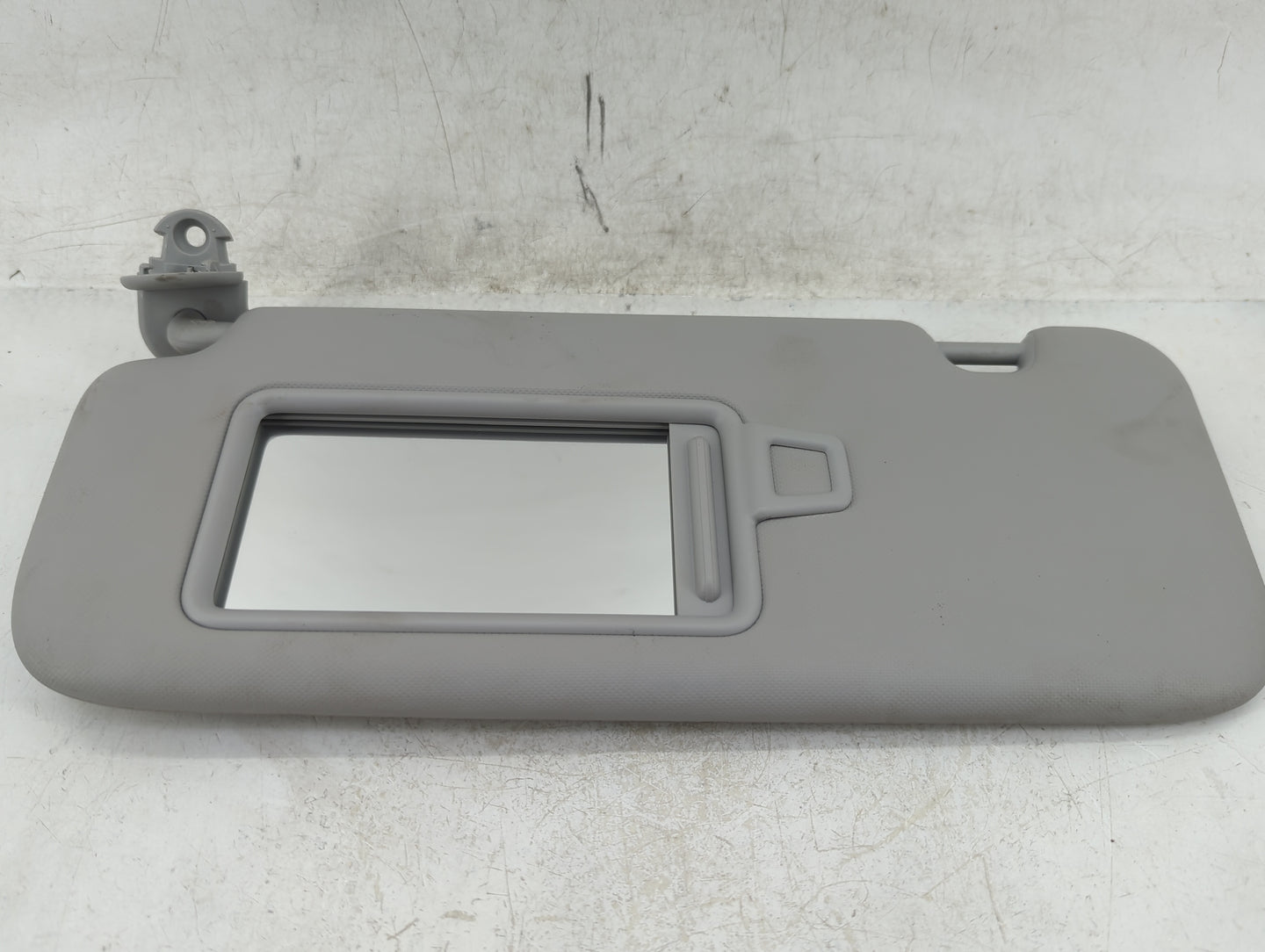 2021-2022 Hyundai Elantra Sun Visor Shade Replacement Passenger Right Mirror Fits Fits 2021 2022 OEM Used Auto Parts - Oemus