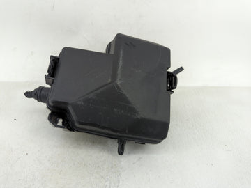 2021-2022 Hyundai Elantra Fusebox Fuse Box Panel Relay Module Fits Fits 2021 2022 OEM Used Auto Parts - Oemusedautoparts1.co