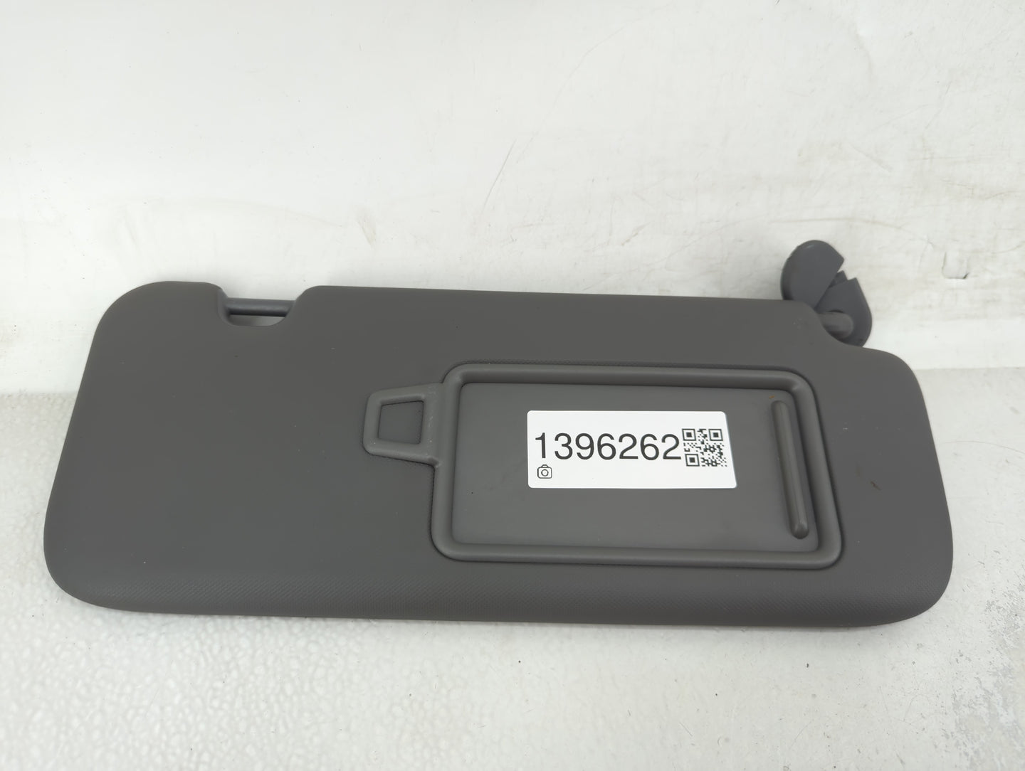 2021-2022 Hyundai Elantra Sun Visor Shade Replacement Driver Left Mirror Fits Fits 2021 2022 OEM Used Auto Parts - Oemusedau