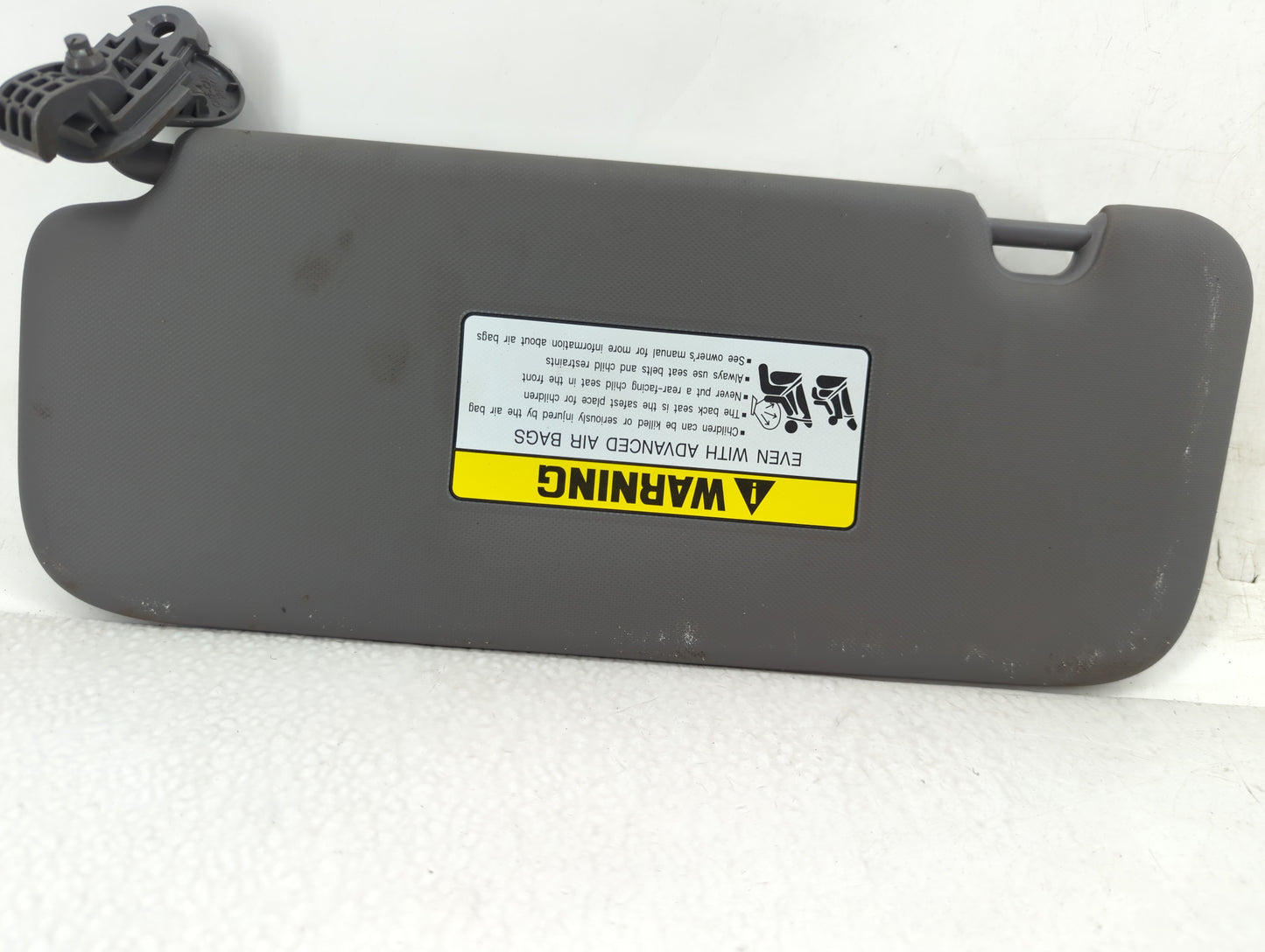 2021-2022 Hyundai Elantra Sun Visor Shade Replacement Driver Left Mirror Fits Fits 2021 2022 OEM Used Auto Parts - Oemusedau