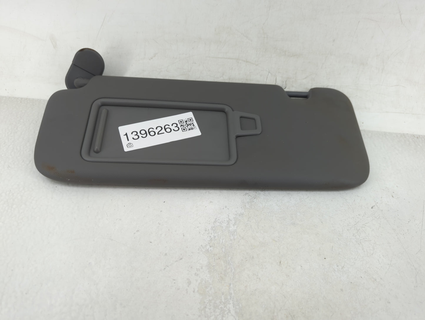 2021-2022 Hyundai Elantra Sun Visor Shade Replacement Passenger Right Mirror Fits Fits 2021 2022 OEM Used Auto Parts - Oemus