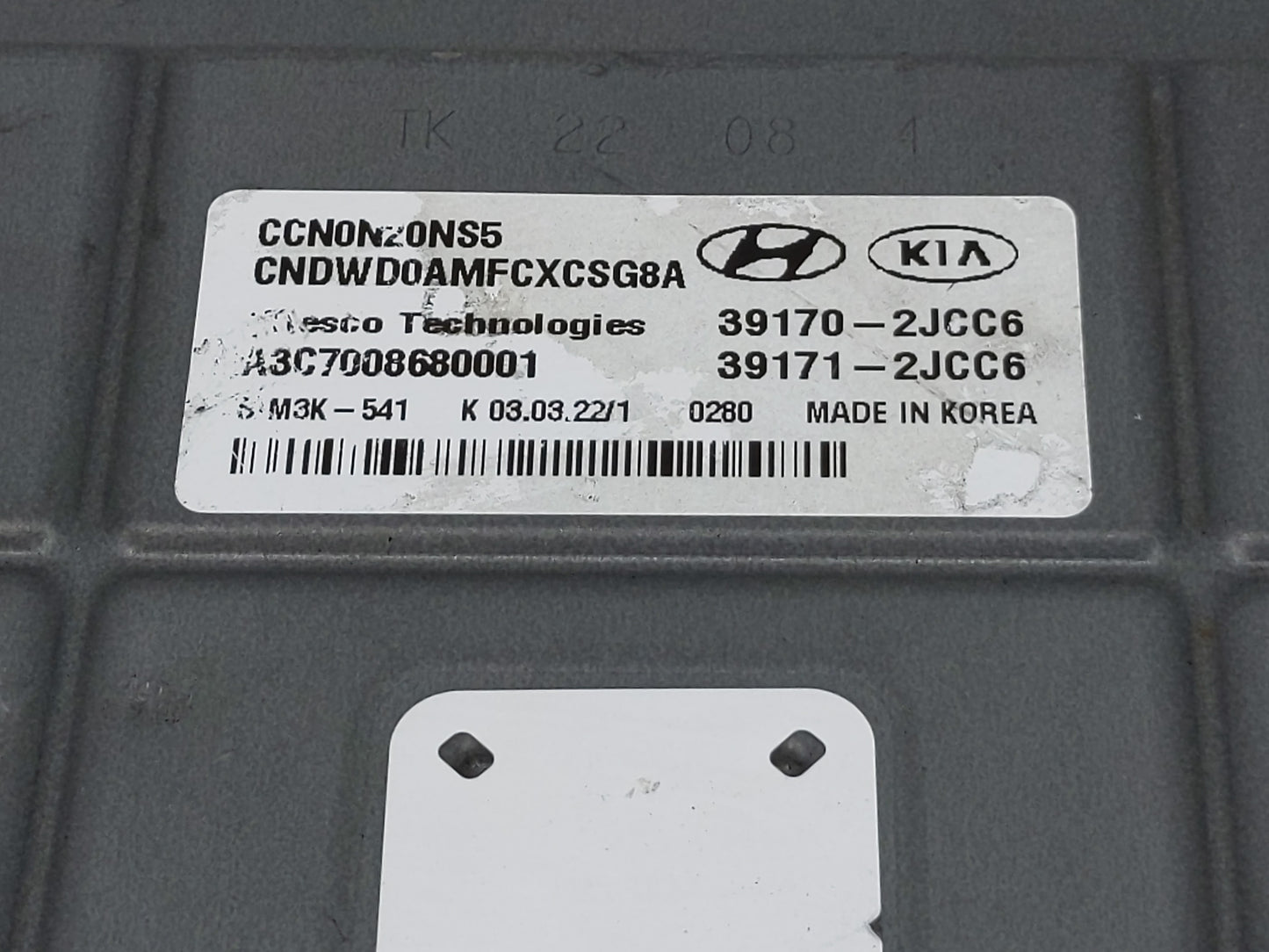 2021-2022 Hyundai Elantra PCM Engine Control Computer ECU ECM PCU OEM P/N:39171-2JCC6 Fits Fits 2021 2022 OEM Used Auto Part