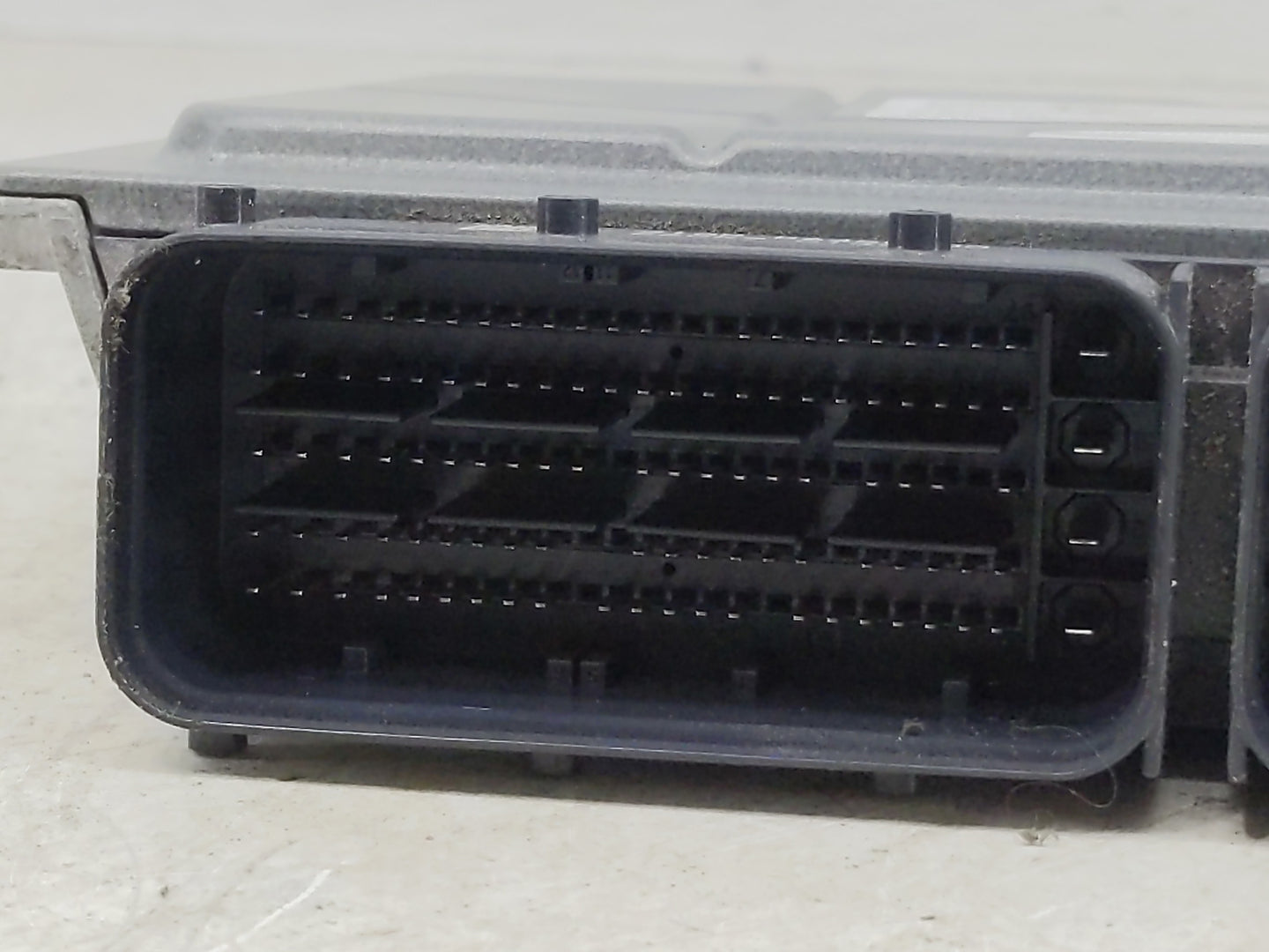 2021-2022 Hyundai Elantra PCM Engine Control Computer ECU ECM PCU OEM P/N:39171-2JCC6 Fits Fits 2021 2022 OEM Used Auto Part