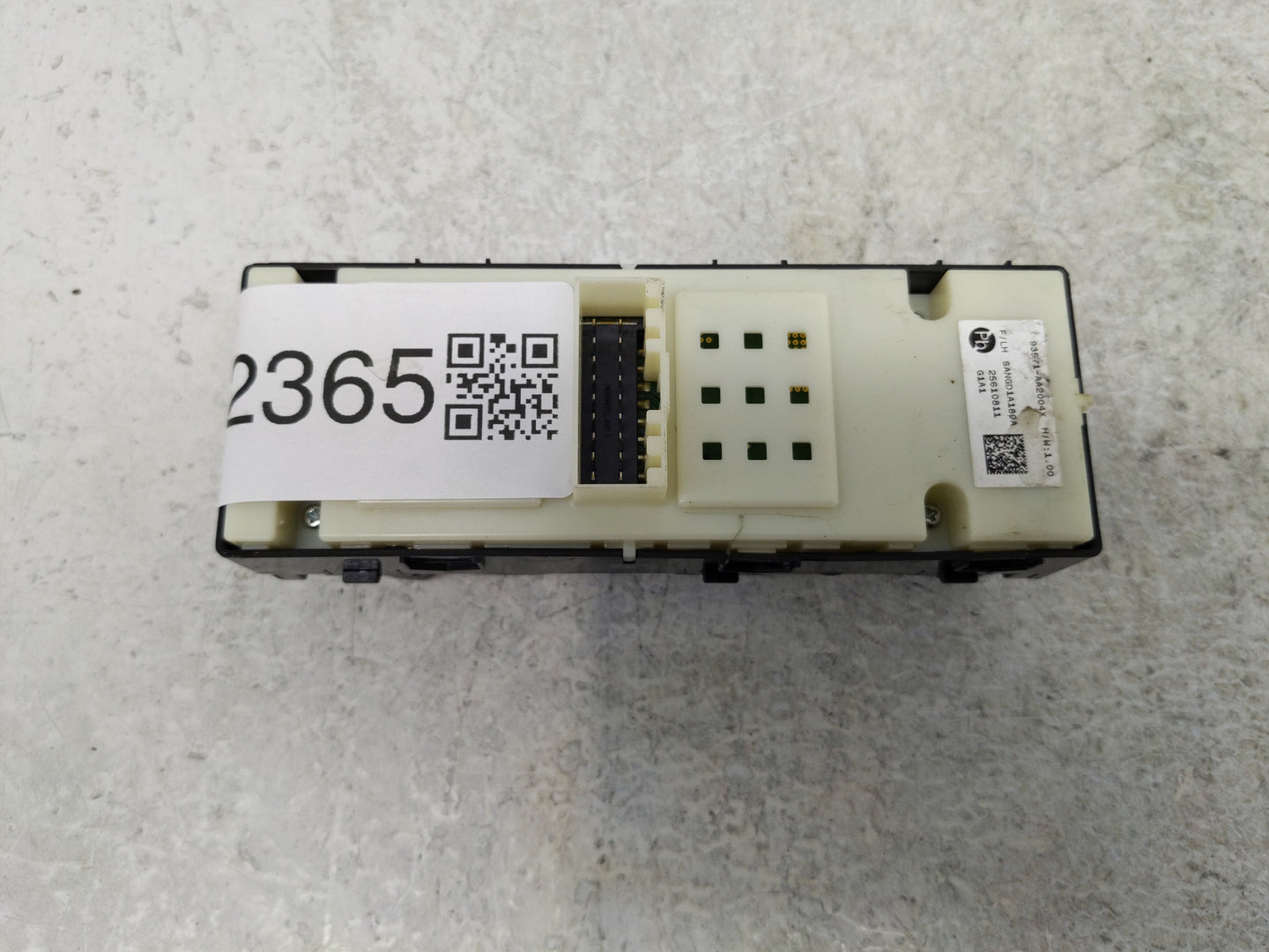 2021-2022 Hyundai Elantra Master Power Window Switch Replacement Driver Side Left P/N:93571-AA2004X Fits Fits 2021 2022 OEM 