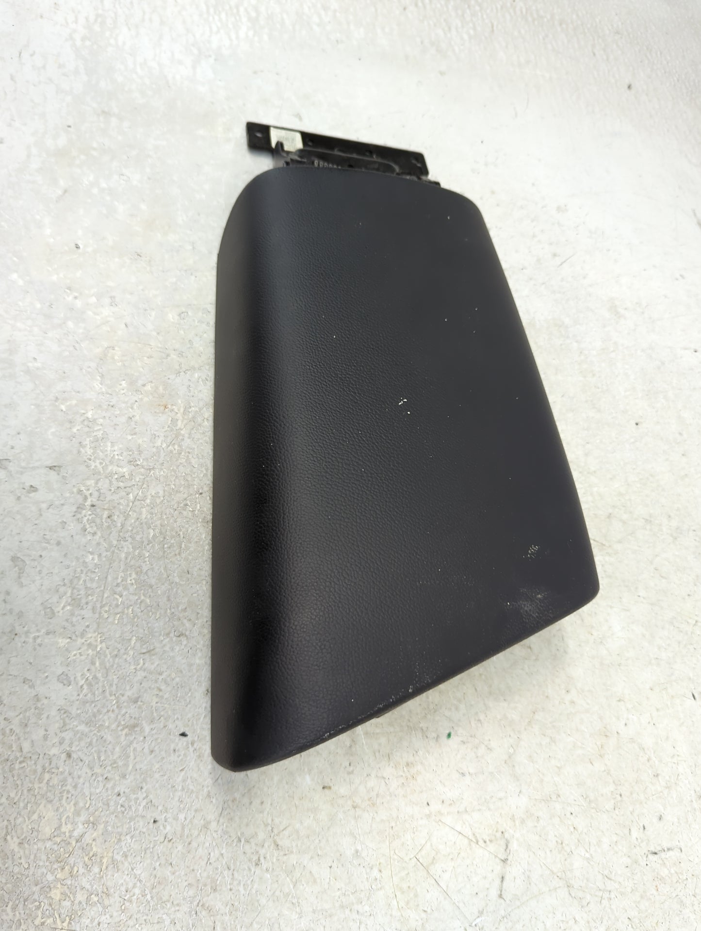 2022 Hyundai Elantra Center Console Armrest Cover Lid Fits OEM Used Auto Parts - Oemusedautoparts1.com