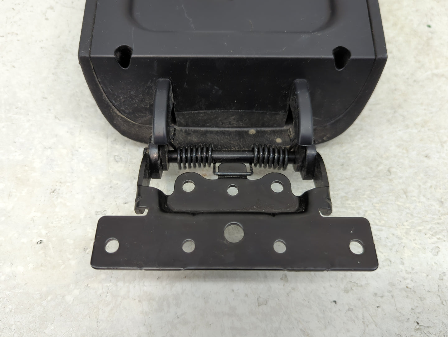 2022 Hyundai Elantra Center Console Armrest Cover Lid Fits OEM Used Auto Parts - Oemusedautoparts1.com