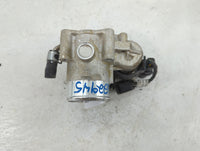 2021-2022 Hyundai Elantra Throttle Body P/N:35100-03HA0 0280750680 Fits Fits 2017 2018 2019 2020 2021 2022 OEM Used Auto Par