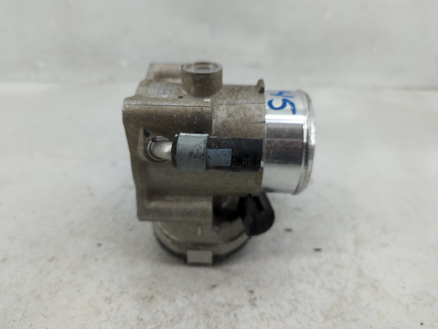 2021-2022 Hyundai Elantra Throttle Body P/N:35100-03HA0 0280750680 Fits Fits 2017 2018 2019 2020 2021 2022 OEM Used Auto Par