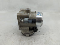 2021-2022 Hyundai Elantra Throttle Body P/N:35100-03HA0 0280750680 Fits Fits 2017 2018 2019 2020 2021 2022 OEM Used Auto Par